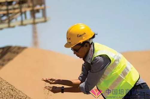 De Beers准备售卖纳米比亚钻矿承包权